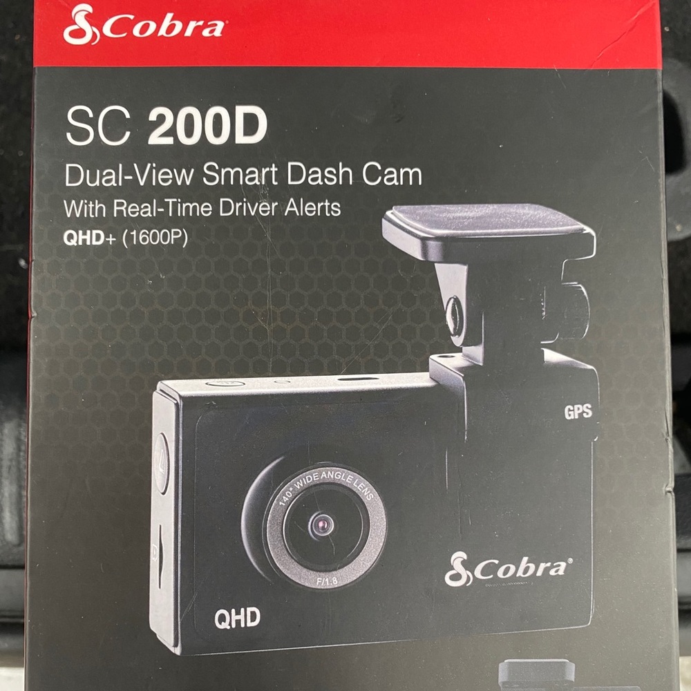 Cobra SC 200D dash camera
